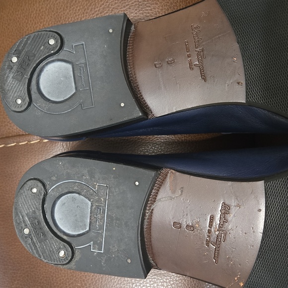Salvatore Ferragamo Men's Navy Loafers - Picture 5 of 7